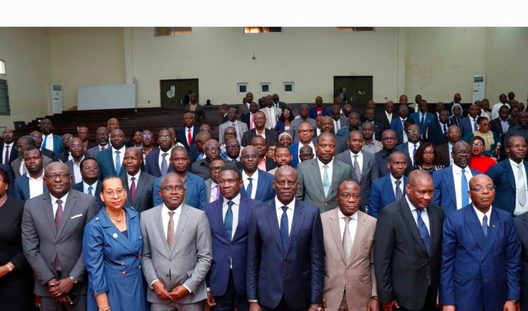 Participation du CROU Abidjan I à la première réunion de cabinet du MESRS élargie